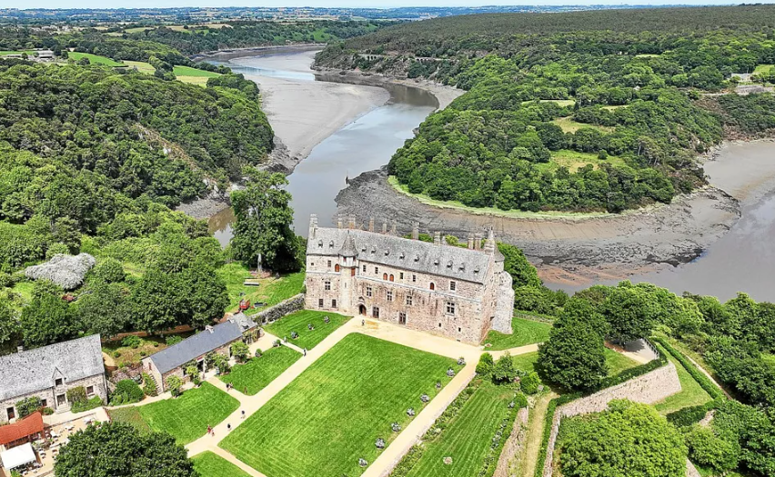 Château de la Roche-Jagu, Ploëzal, France, France